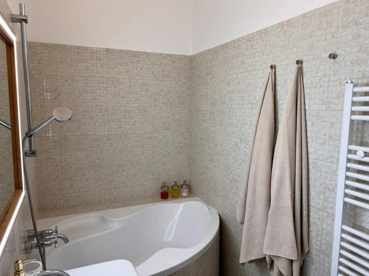Stylish Flat In City Centre Bratislava Exterior foto